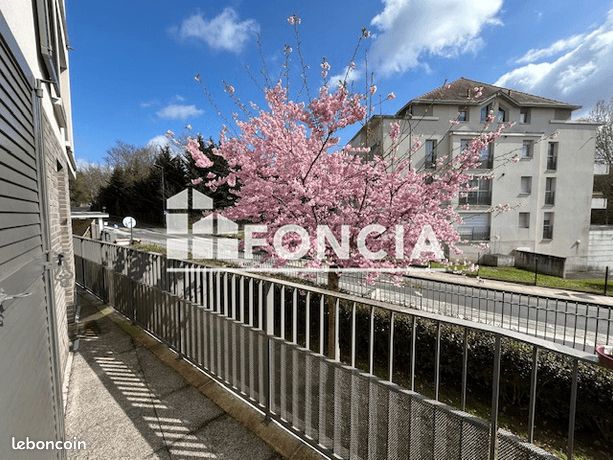 https://img.leboncoin.fr/api/v1/lbcpb1/images/49/d2/26/49d2262738a226c24c947439aa8a023eaa315b4a.jpg?rule=ad-image