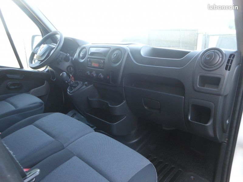Renault MASTER III BENNE RJ3500 L2 2.3 DCI 145CH GRAND CONFORT - ATTELAGE (image 18)