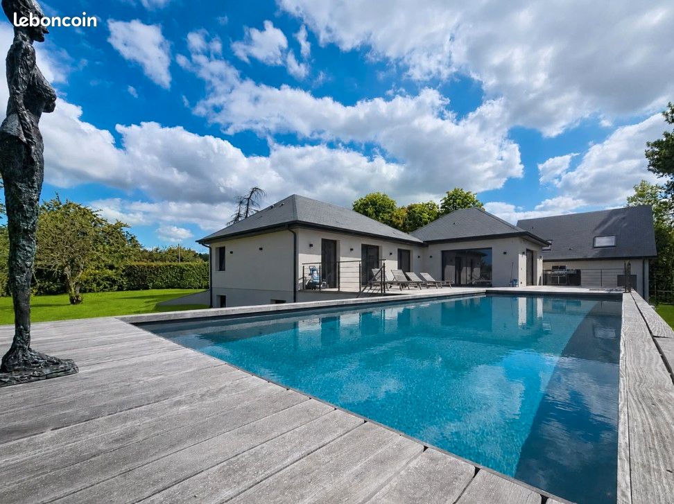 Maison 8 pièces 170 m² · à Saint-Martin-aux-Chartrains · 170 m² · 845 000 €