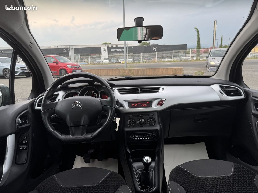 Citroen C3 1.4 HDI 70CV CONFORT (image 11)