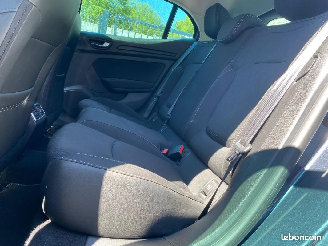 Renault Captur BUSINESS 1.3TCE 140CV 1ER MAIN - CARPLAY/CAMERA/CLES MAINS LIBRES/GPS (image 16)