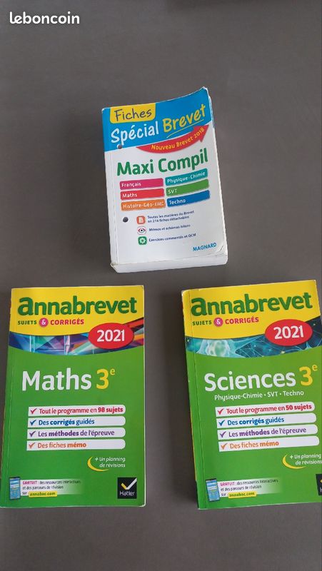 Lot 3 livres pour réviser le brevet (image 1)