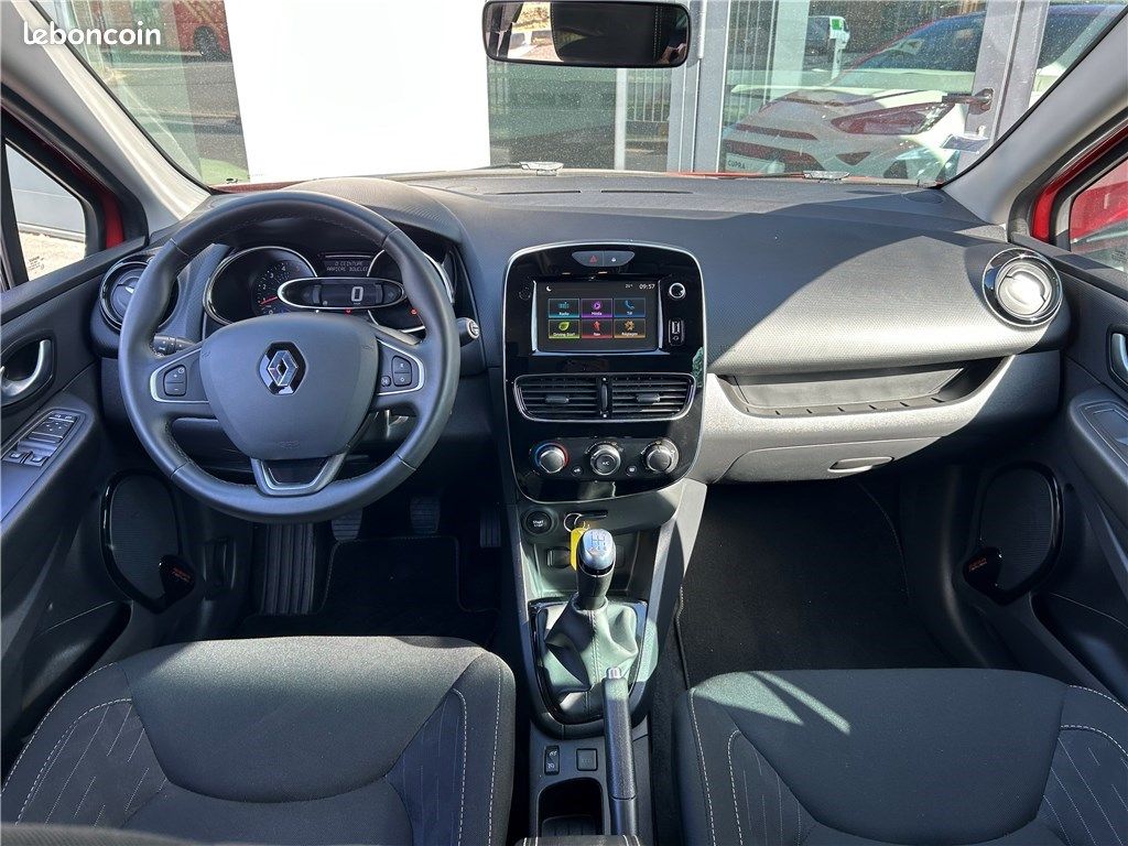 Renault Clio IV DCI 90 ENERGY Limited (image 13)