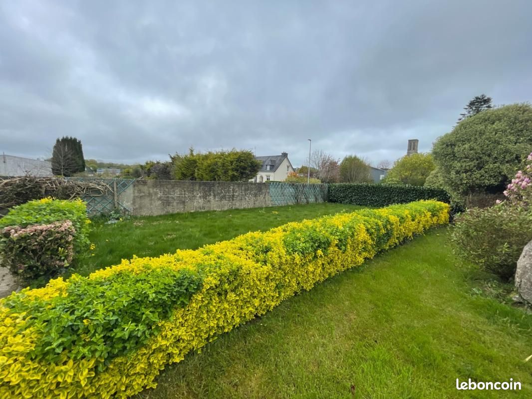 Maison 6 pièces 158 m² · à Callac · 158 m² · 180 000 €