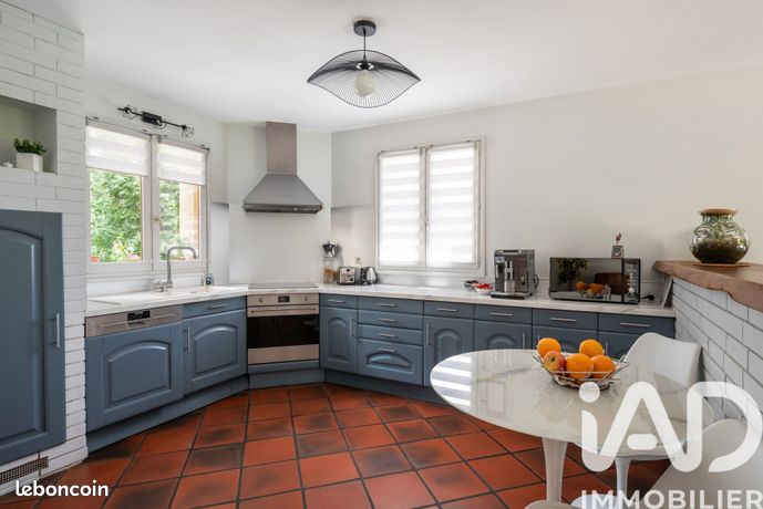 Maison familiale 5 pièces 165 m² — 4