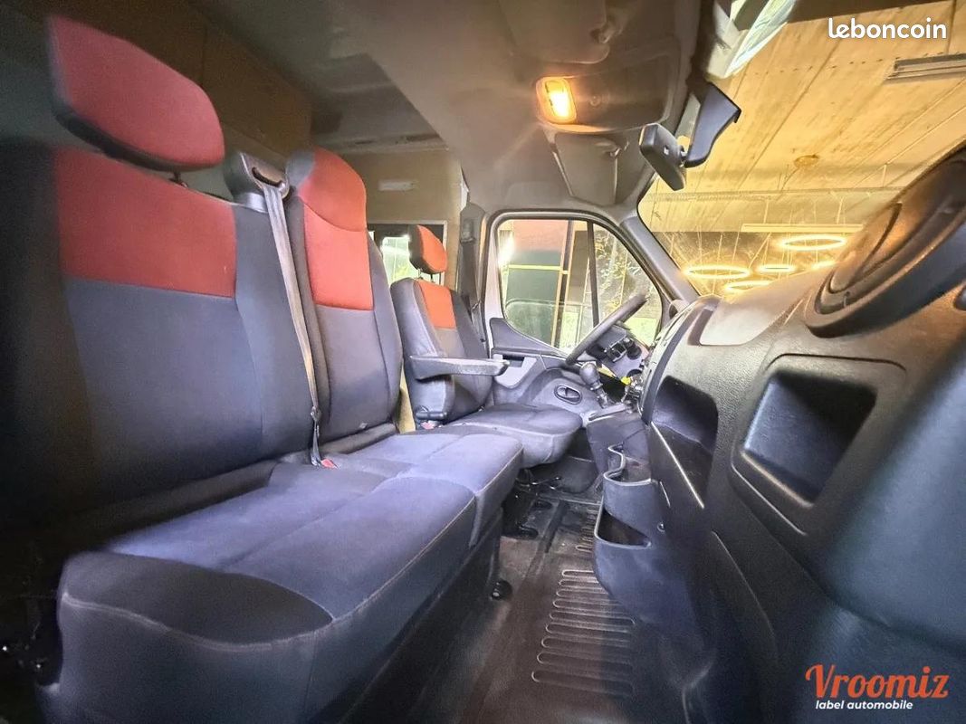 Renault Master Vu FOURGON 2.3 DCI 110 35 L2H2 GRAND-CONFORT I 7 PLACES - PRIX TTC (image 13)