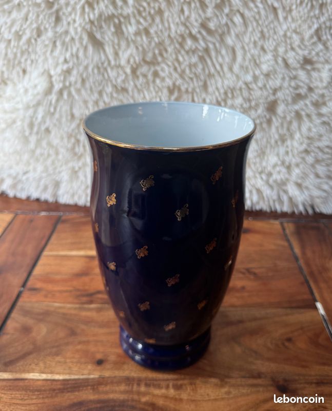 Vase en porcelaine de Limoges (image 2)