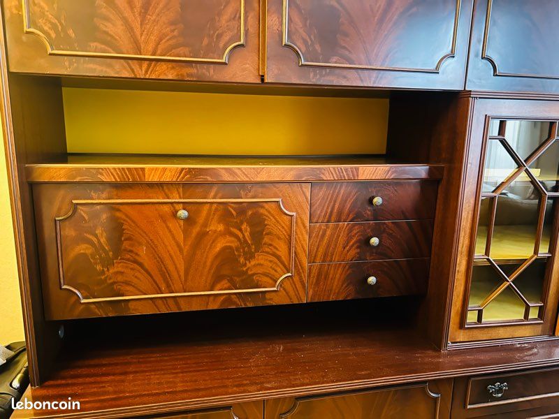 Grande armoire en bois (image 2)