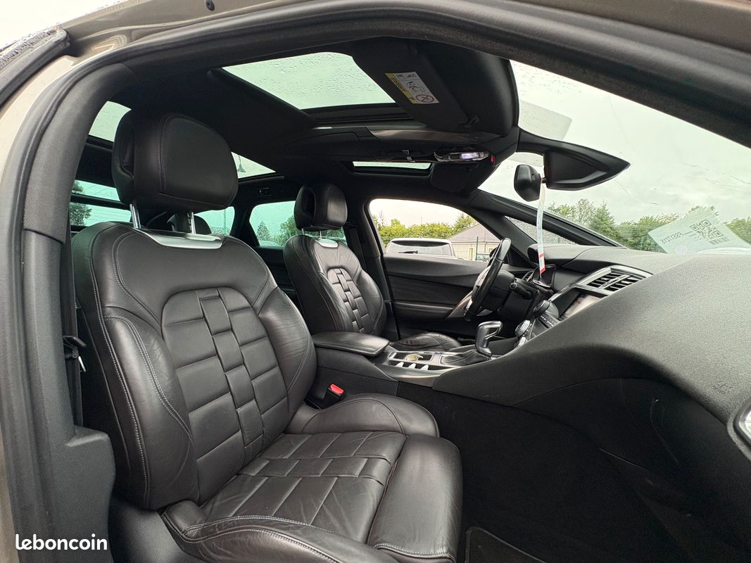 Citroën ds5 PHASE II 2.0 L HDI 180 CV SPORT-CHIC 10 CV BOUTE AUTOMATIQUE / 146 500 KILOMÉTRE / ANNÉE 2015 (image 6)
