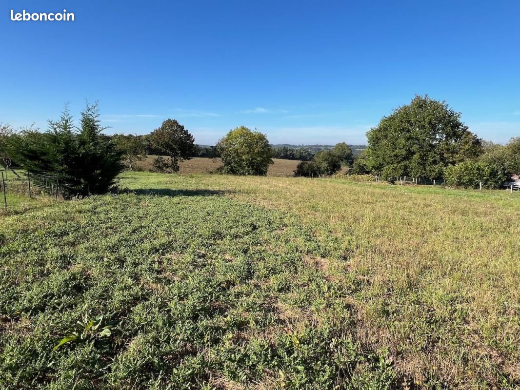 Terrain 1 822 m² La Reorthe · à La Réorthe · 44 000 €
