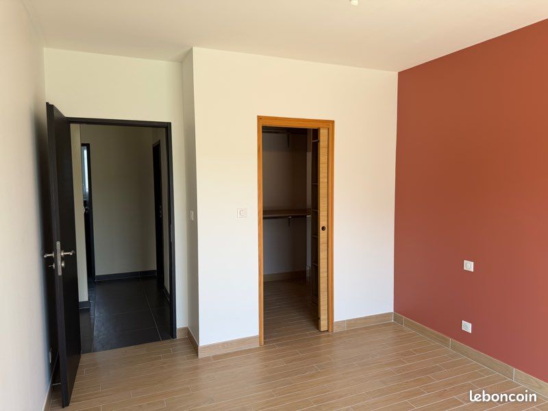 Maison contemporaine de 140 m² habitables 194 m2 au total DPE AA – Aucun travaux à prévoir – Terrain clos de 1 000 m² – Vue Pyrénées (image 10)