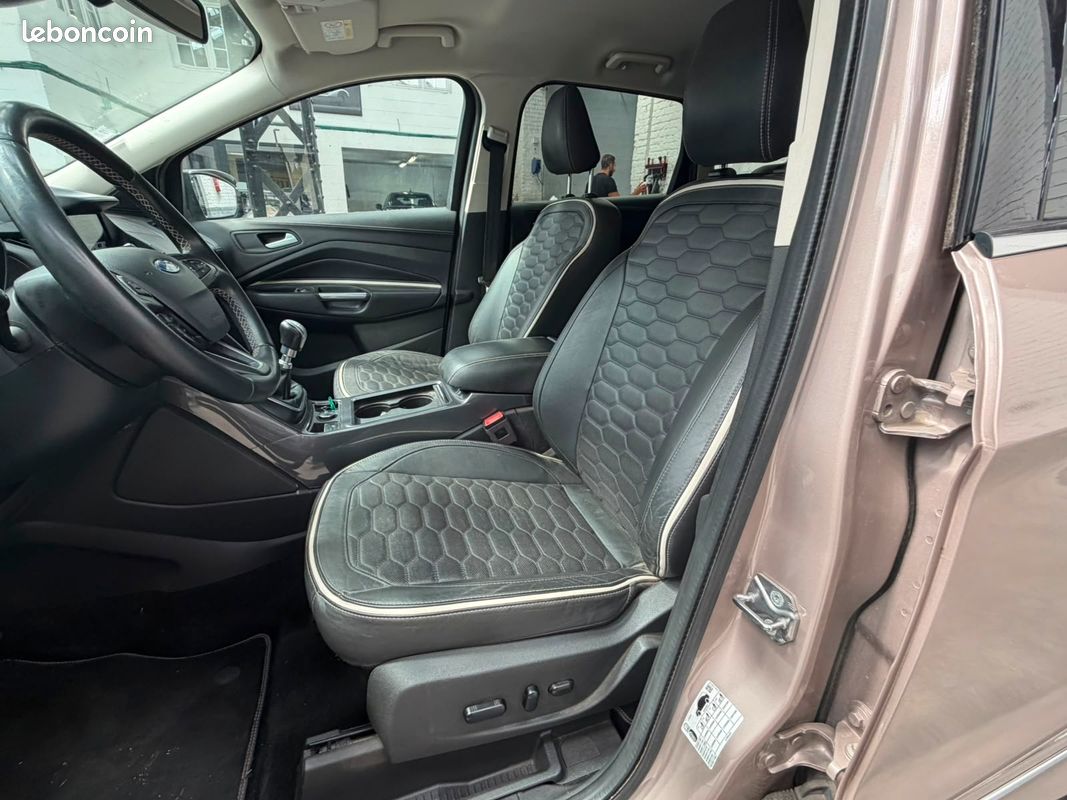 FORD Kuga 1.5 super ethanol E85 150ch Stop&Start Vignale 4x2 Euro6.2 12 MOIS DE GARANTIE (image 12)