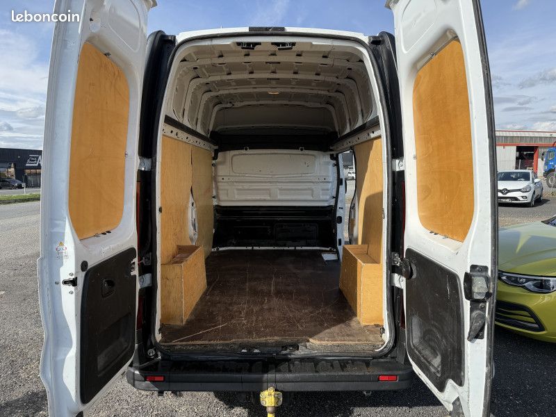 Renault TRAFIC III FG L2H2 DCI 125CH ENERGY CONFORT / ATTELAGE / CLIM / RÉGULATEUR (image 17)