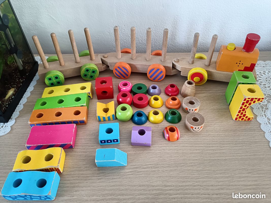 Lot de 33 blocs de construction "assembler et empiler" (image 2)