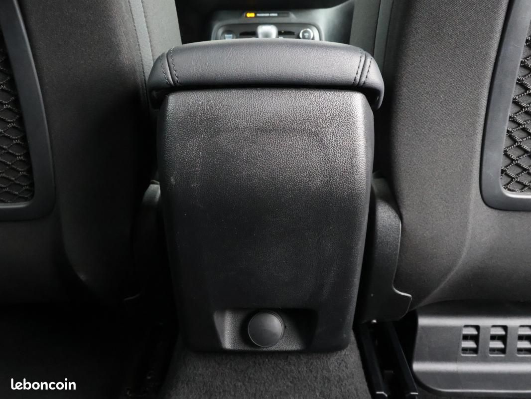 Ford Focus 1.0 EcoBoost 155 S&S mHEV Powershift ST-Line X (image 12)