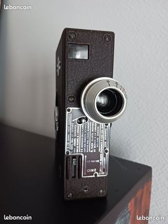 Caméra Vintage PATHÉ WEBO A / 9.5 Mm - Pour Pièces (non Testée)