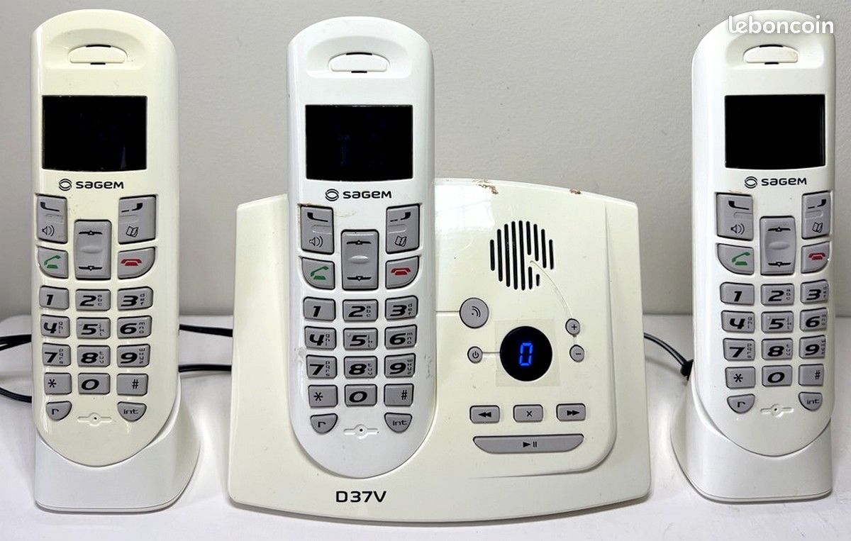 Téléphone sans fil 3 postes DECT Sagem D37V Trio - 1 base et 2 combinés (image 2)