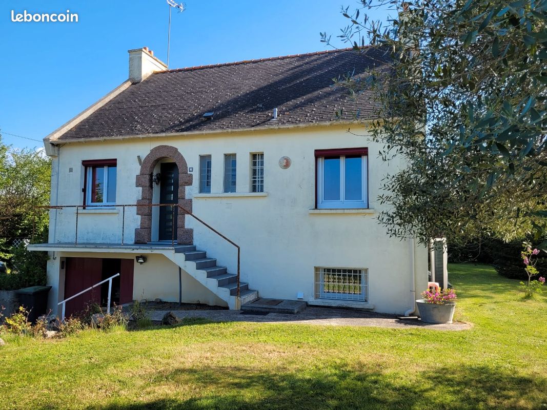 Maison 5 pièces 105 m² · à Pommerit-le-Vicomte · 105 m² · 235 000 €