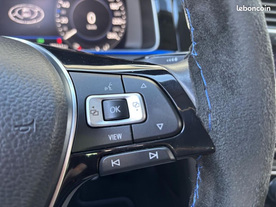 Volkswagen golf 1.5tsi 130ch - connect evo - dsg7 - carplay - digital (image 25)