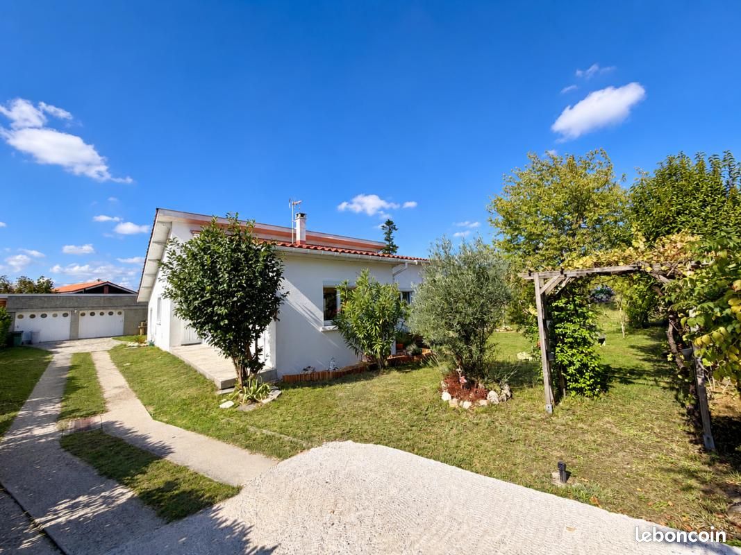 Maison 6 pièces 122 m² · au Taillan-Médoc · 122 m² · 380 000 €