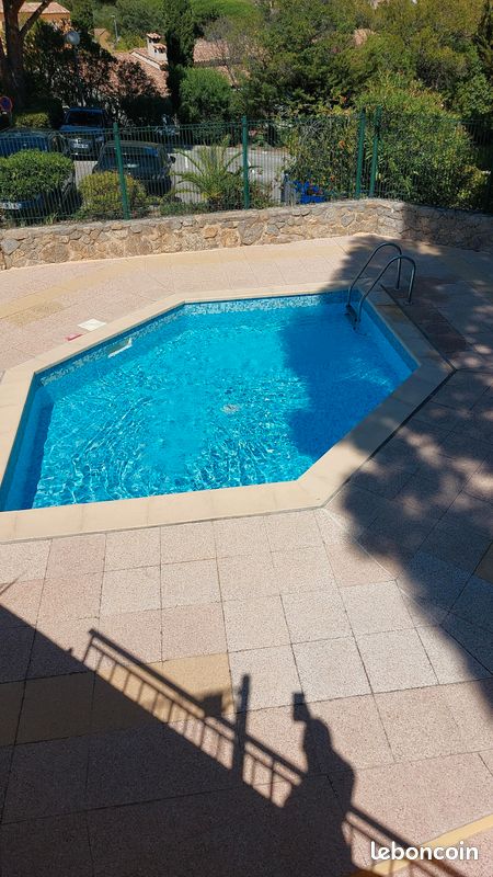 Joli mas provençal T3 pour 4/5 personnes (image 8)