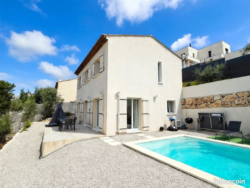 Maison 4 pièces 107 m² · à Aspremont · 107 m² · 710 000 €