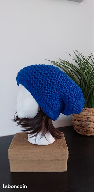 Joli bonnet large bleu électrique (image 7)