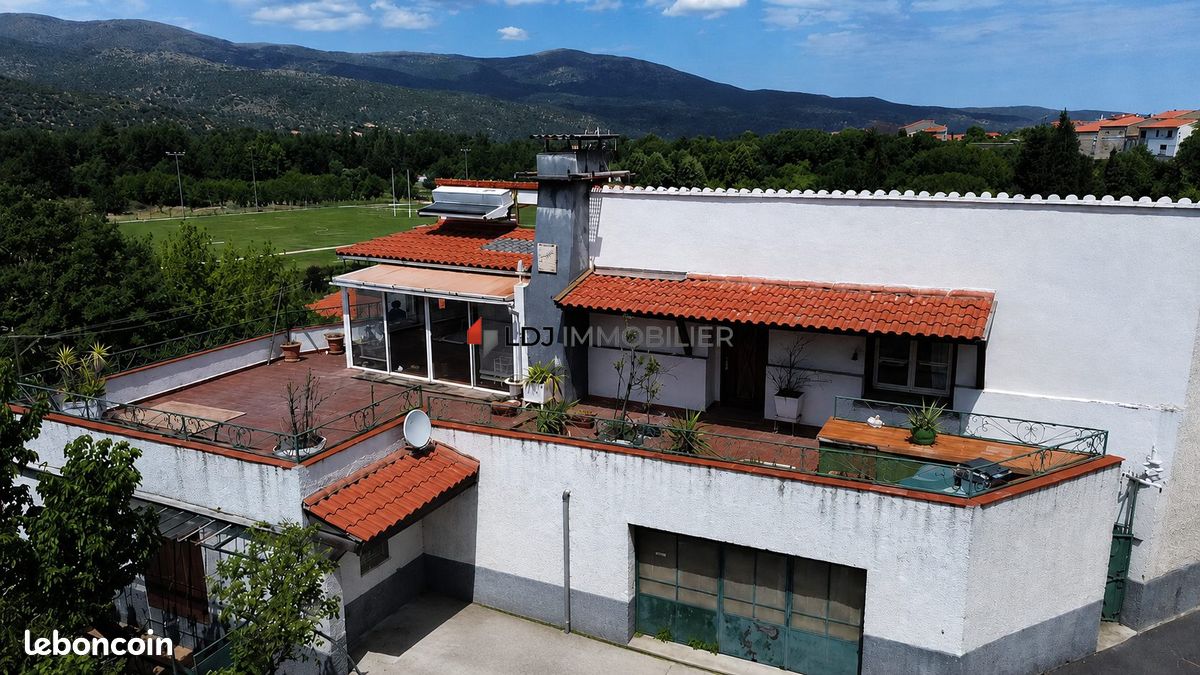 Maison 7 pièces 187 m² · à Prades · 187 m² · 260 000 €