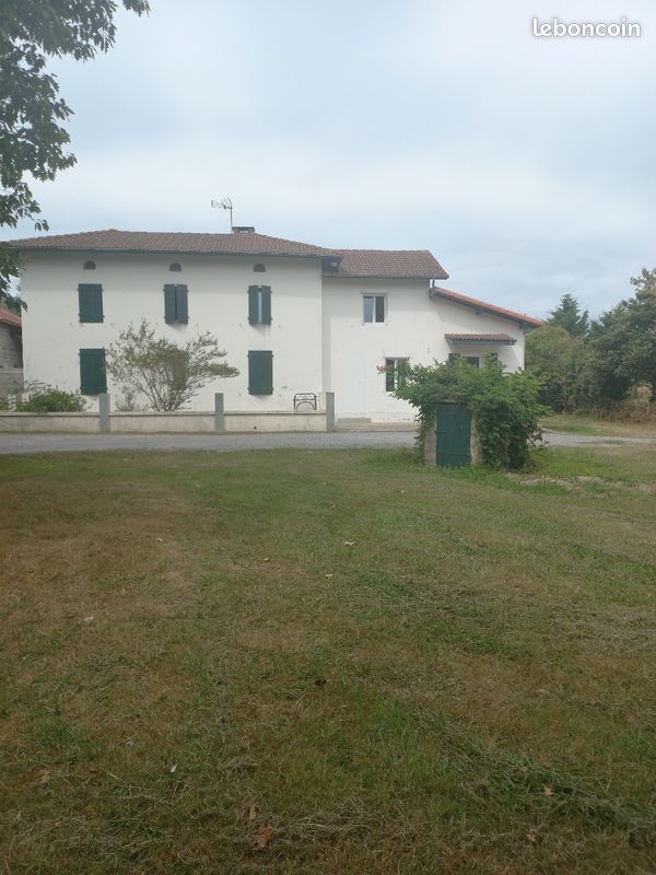 A louer maison F5 - Hinx 40180 Pourrut (image principale 0)