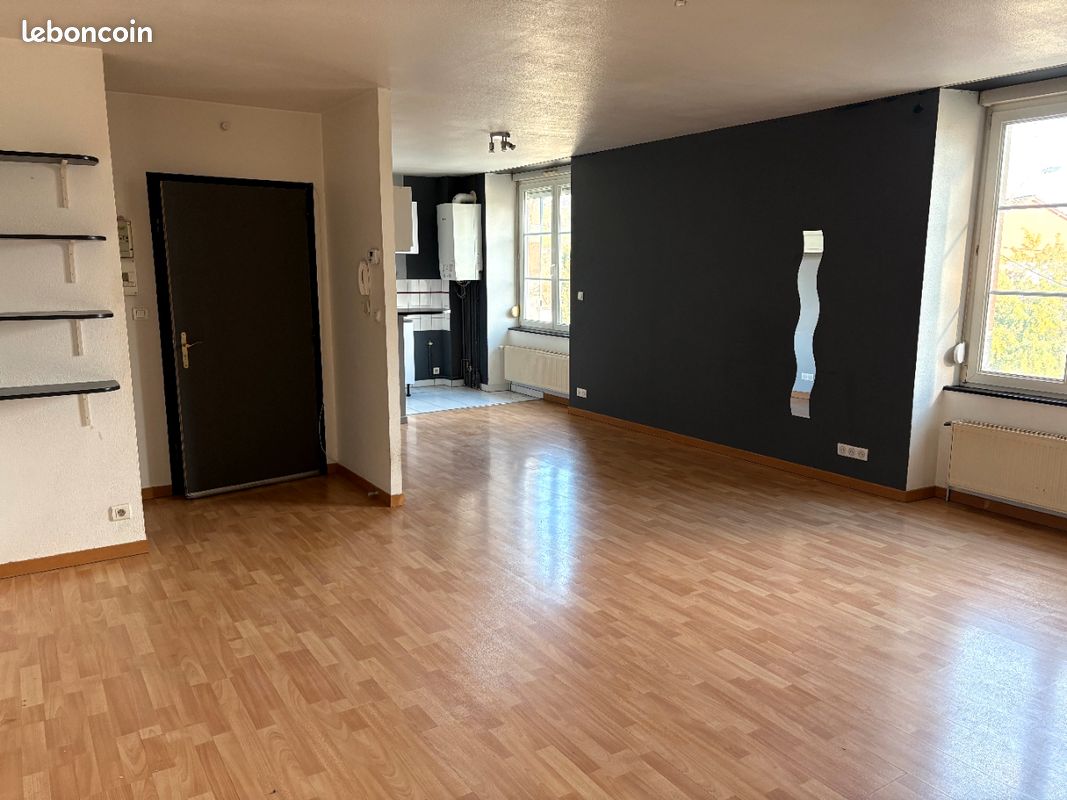 Appartement 3 pièces 76 m² · à Vesoul · 76 m² · 650 €/mois