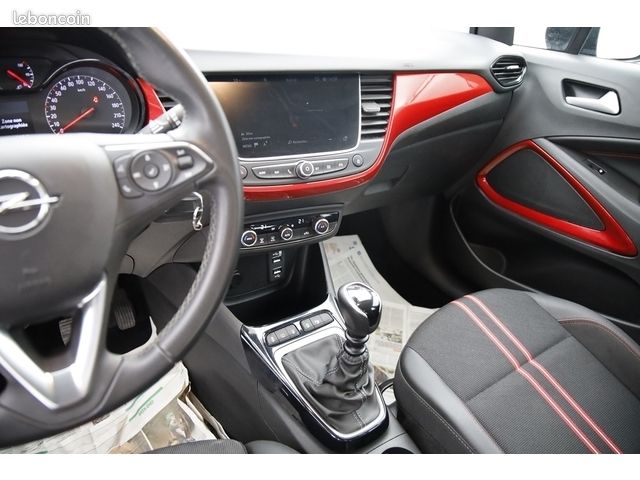 Opel Crossland GS Line 1.2 Turbo 110 ch BVM6 (image 16)