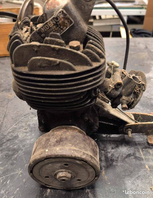Moteur de mob peugeot BB 1V de 1959 type INDENOR (image 1)