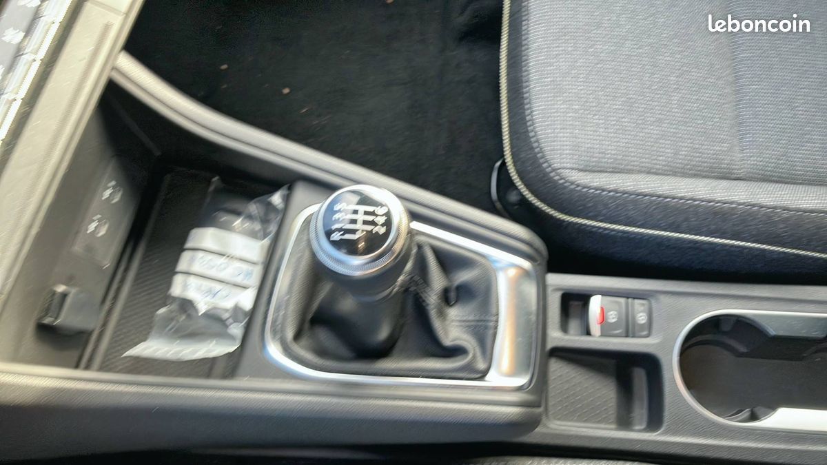 Renault captur tce 90 ch techno (image 16)