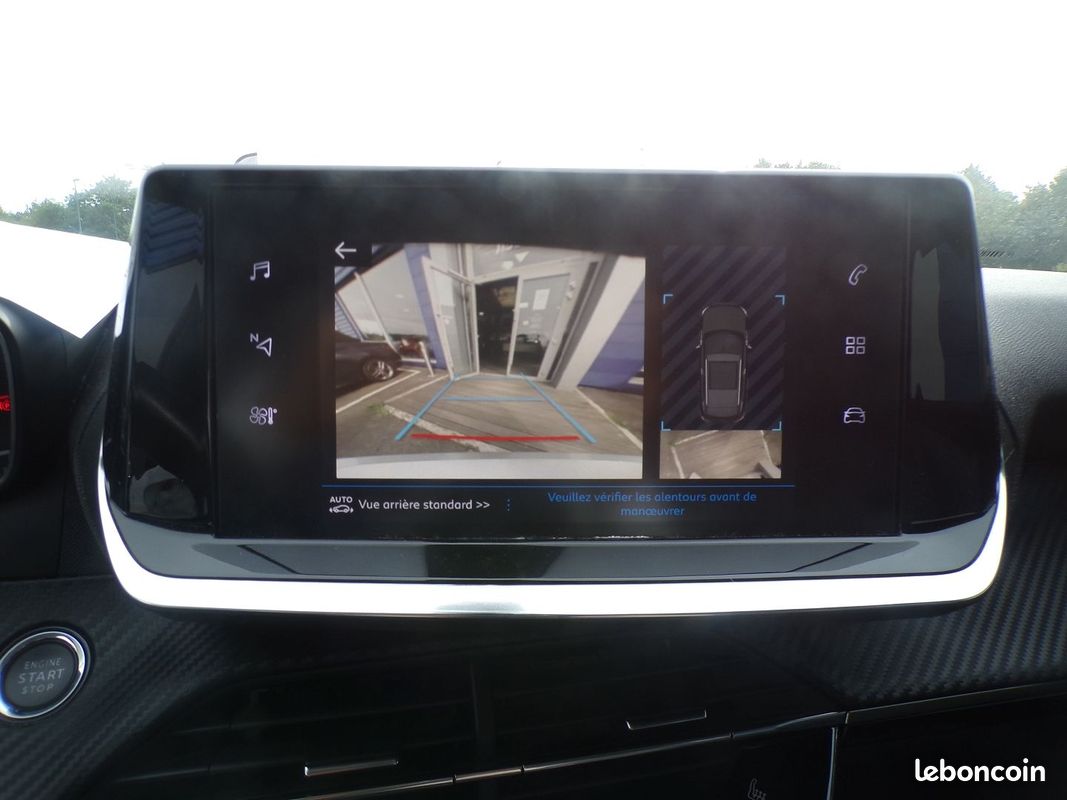 Peugeot 2008 1.2 PURETECH 100CH S&S ALLURE (image 9)