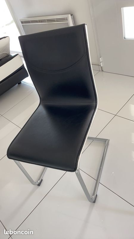 Vend table et chaise (image 3)