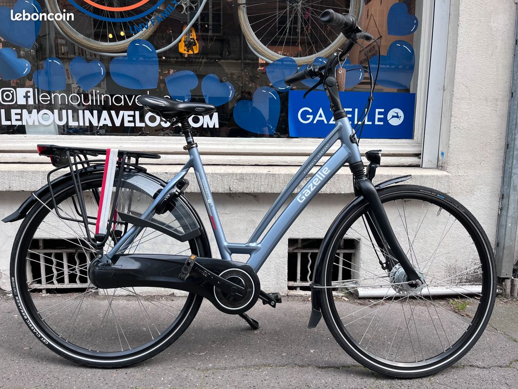 Selle Vélo Géante – Modèle Course – Noir – Synthétique – Occasion (bon état)