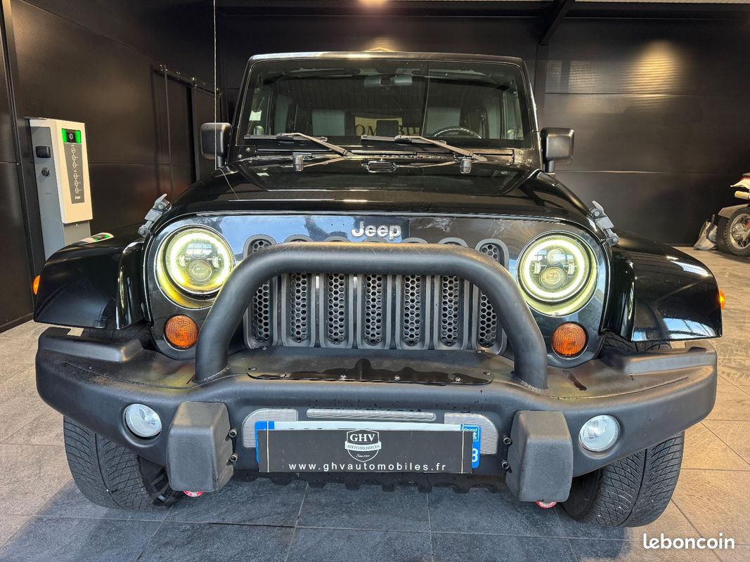 Jeep Wrangler UNLIMITED SAHARA 2,8L CRD 177Ch 4X4 5 PORTES (image 5)