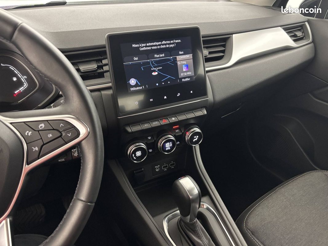 RENAULT Captur E-Tech 145 - 21 Business (image 12)