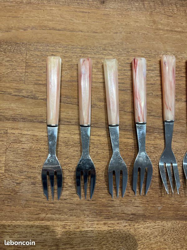 Vintage fourchettes à dessert en inox et Bakélite rose (image 3)