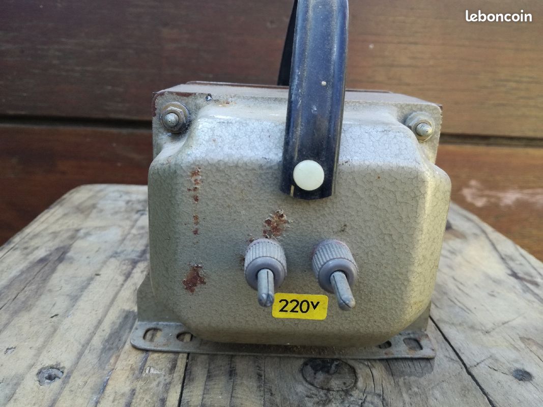 Ancien transformateur Beri 110/220 (image 2)