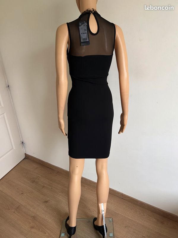 Robe noire neuve avec dentelle sans manches Coolcat taille XS (valeur 25) (image 6)