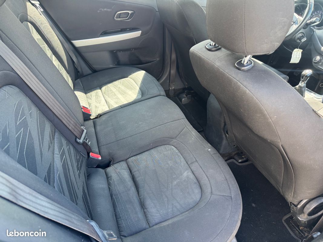 Kia cee'd sw 1.4 crdi 90ch style 5p (image 4)