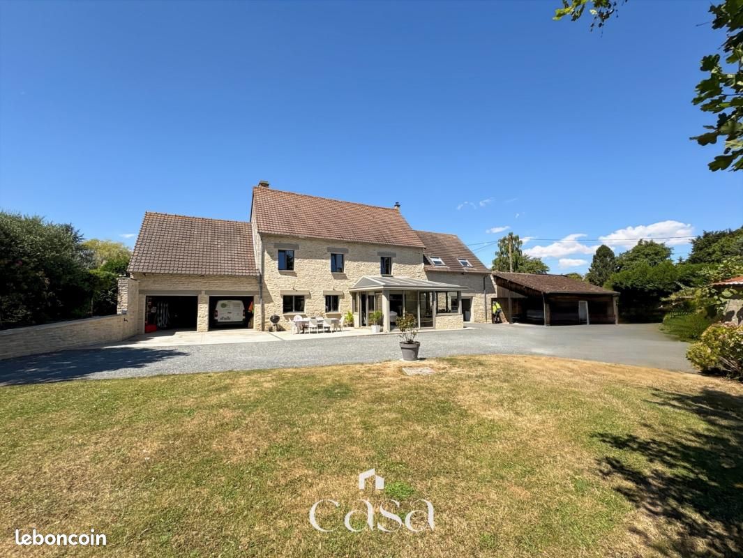 Maison 7 pièces 181 m² · à Bons-Tassilly · 181 m² · 419 000 €
