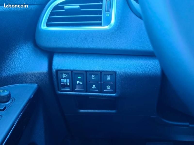 Suzuki S-Cross 1.4 Boosterjet Hybrid 110ch Xplore Auto Allgrip (image 15)