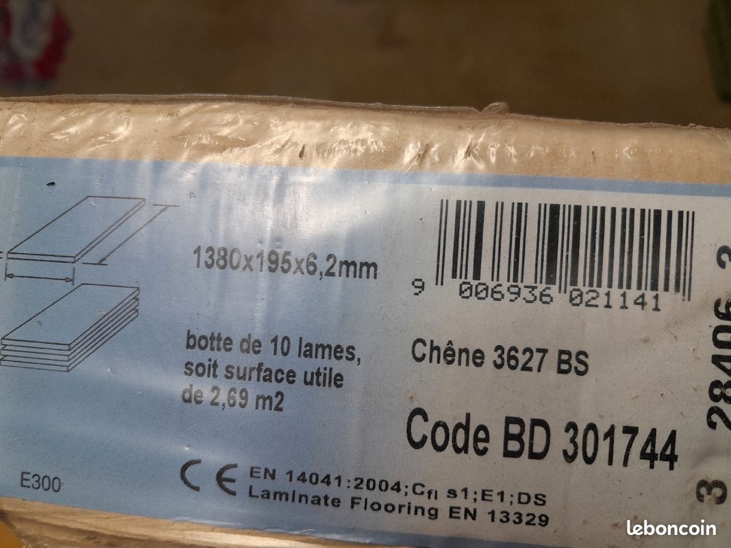 Lames de parquet flottant (image 1)