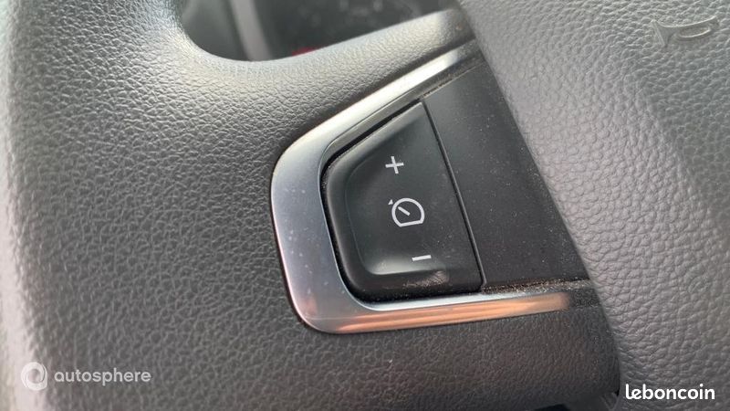Renault Master Véhicule utilitaire ou Société F3500 L2H2 2.3 Blue dCi 135ch Confort Euro6 (image 20)
