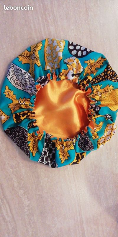 Bonnet satin ensemble (image 6)