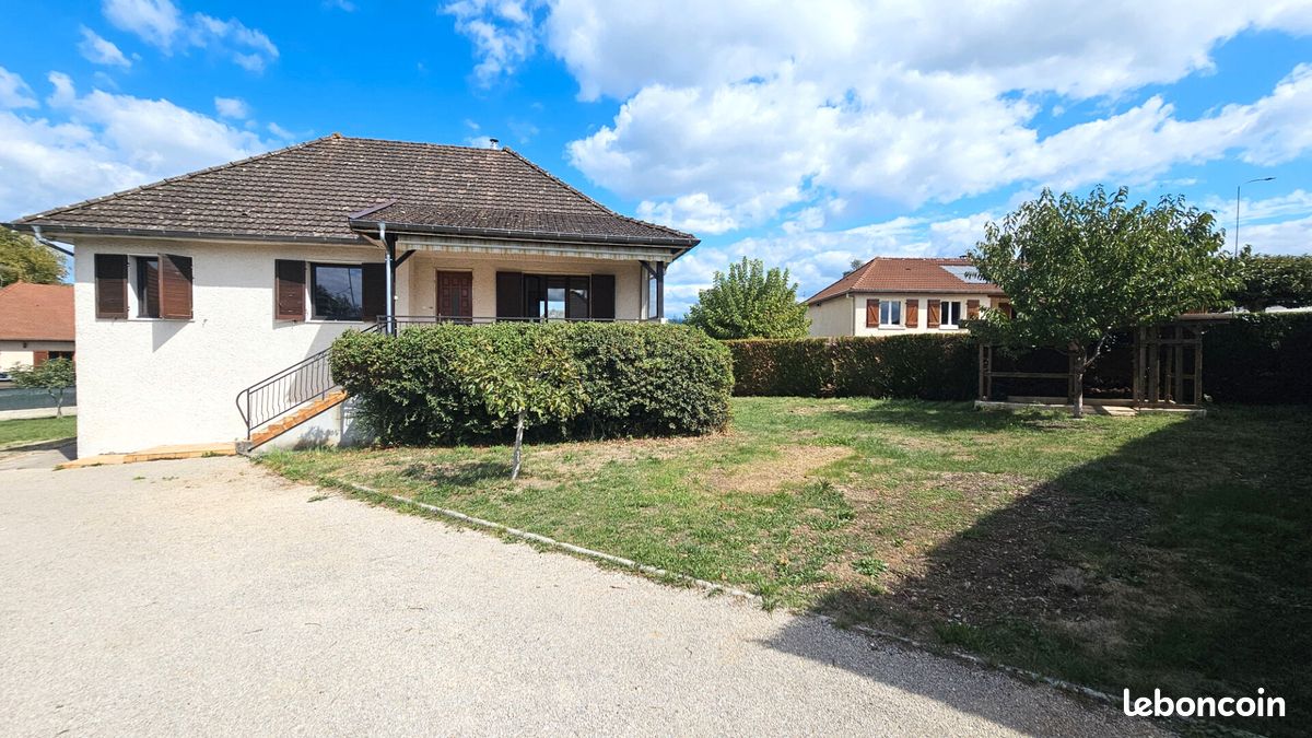 Maison 5 pièces 125 m² · à Aoste · 125 m² · 270 000 €