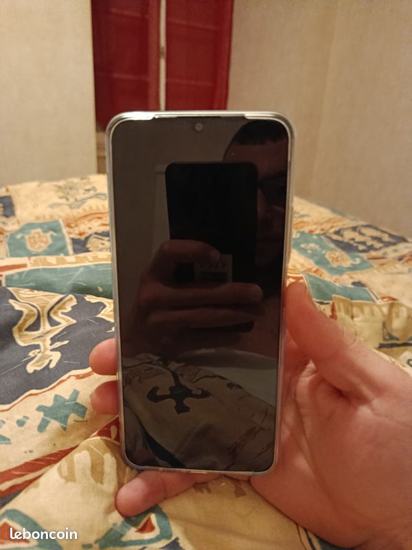 Téléphone portable Realme ui (image 1)