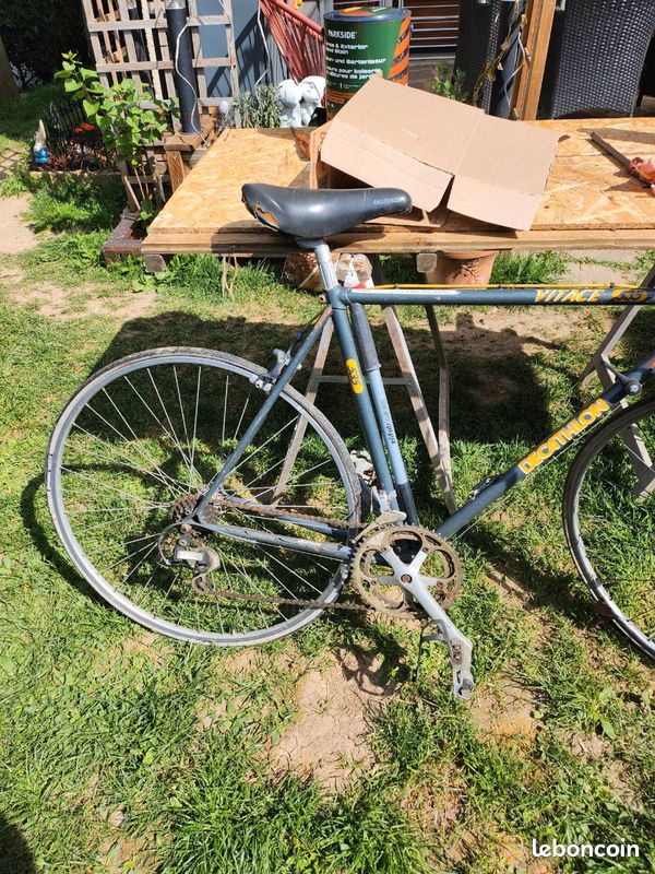 Vélo de course vintage (image 2)